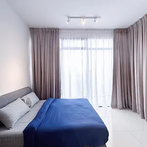 Appartement 2br Luxury #rooftoppool #beacon, George Town